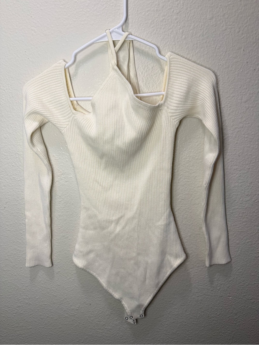 Abercrombie & Fitch Cream Ribbed Off-Shoulder Halter Long Sleeve Bodysuit